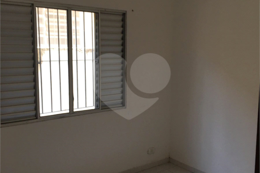 Sobrado à venda com 4 quartos, sendo 1 suíte, em Tremembé, São Paulo, SP