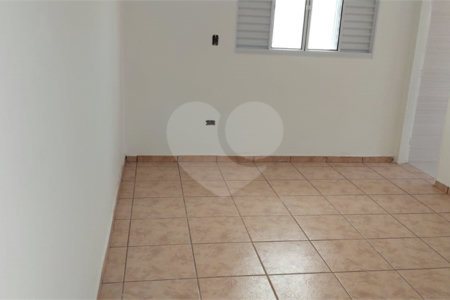 Sobrado à venda com 3 quartos, sendo 2 suítes, em Vila Paulicéia, São Paulo, SP