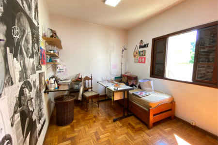 Casa à venda com 3 quartos, sendo 1 suíte, em Planalto Paulista, São Paulo, SP