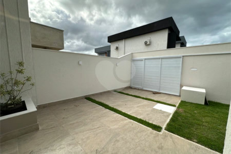 Casa à venda com 2 quartos, sendo 1 suíte, em Guriri, Cabo Frio, RJ