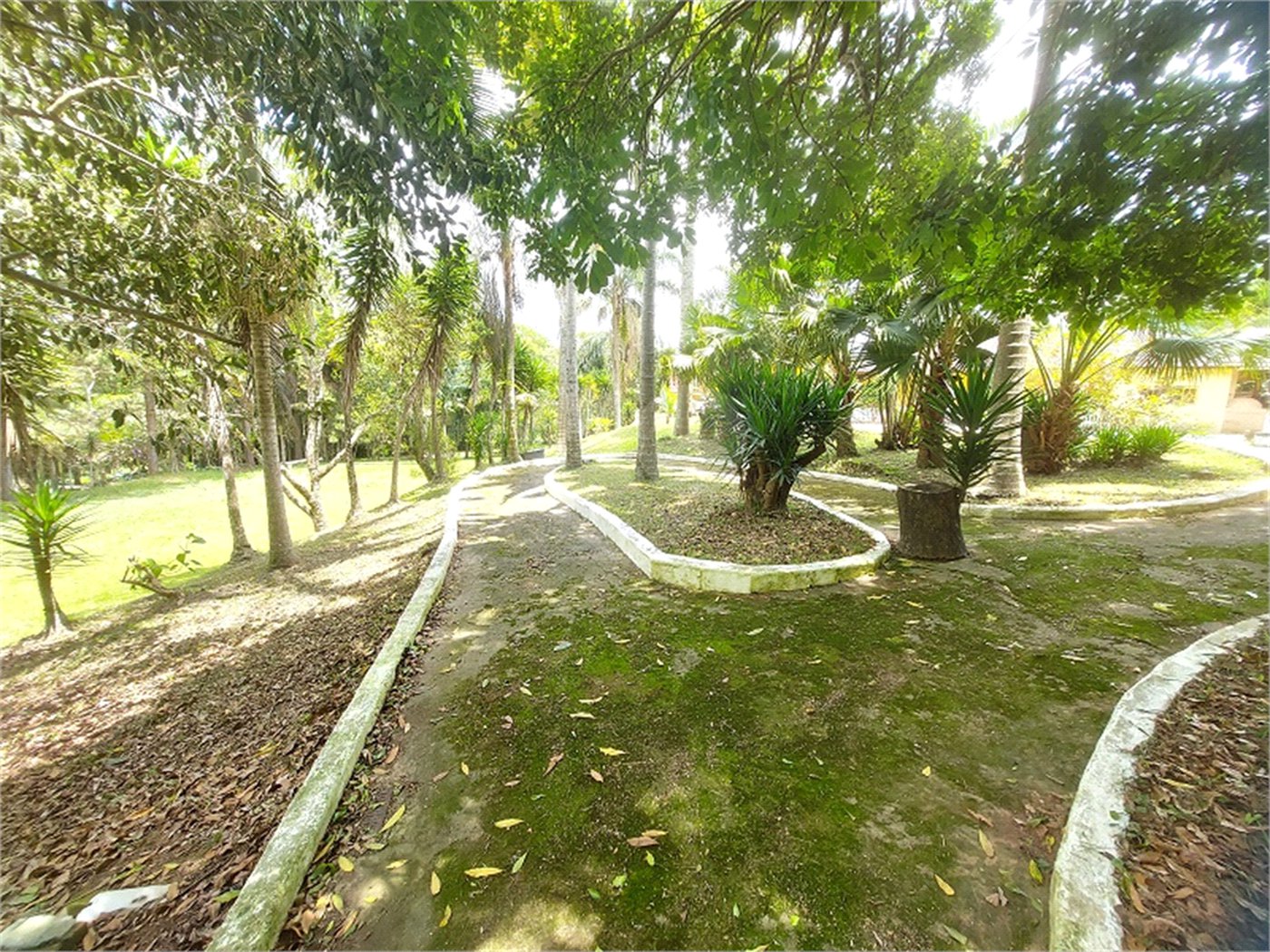 Casa à venda com 4 quartos, sendo 1 suíte, no Centro, Ibiúna, SP