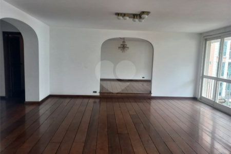 Apartamento à venda com 3 quartos, sendo 1 suíte, em Jardim Paulista, São Paulo, SP