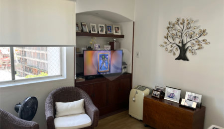 Apartamento à venda com 3 quartos, sendo 1 suíte, em Itaim Bibi, São Paulo, SP