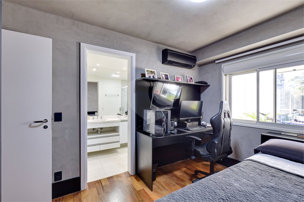 Apartamento à venda ou para alugar com 4 suítes em Alto da Boa Vista, São Paulo, SP