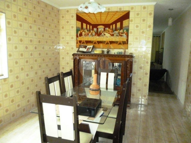 Sobrado à venda com 3 quartos, sendo 1 suíte,  em Parque Edu Chaves, São Paulo, SP