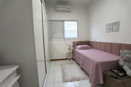 Casa à venda com 3 quartos, sendo 1 suíte,  no condomínio Ibiti Royal Park, Sorocaba - SP