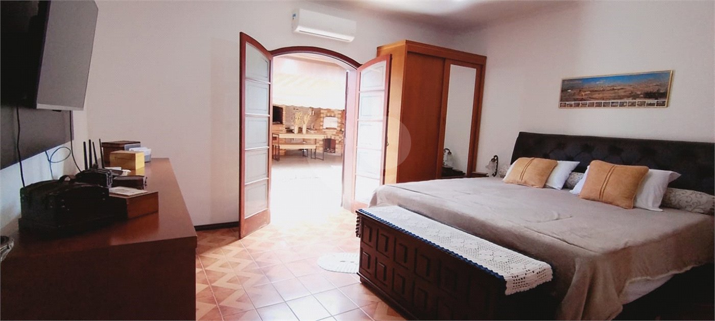 Casa Térrea à venda com 3 suítes em Jardim Prestes de Barros, Sorocaba, SP