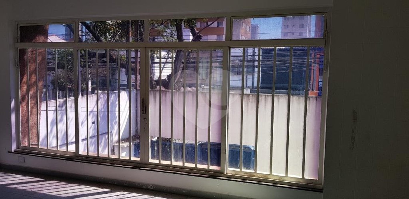 Casa à venda com 4 quartos em Vila Clementino, São Paulo, SP