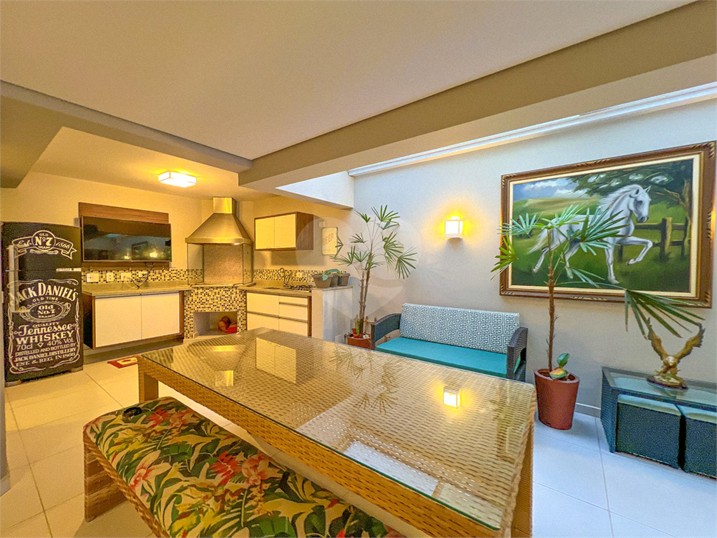 Casa à venda com 4 quartos, sendo 2 suítes,  no condomínio Floradas da Serra, São Paulo - SP