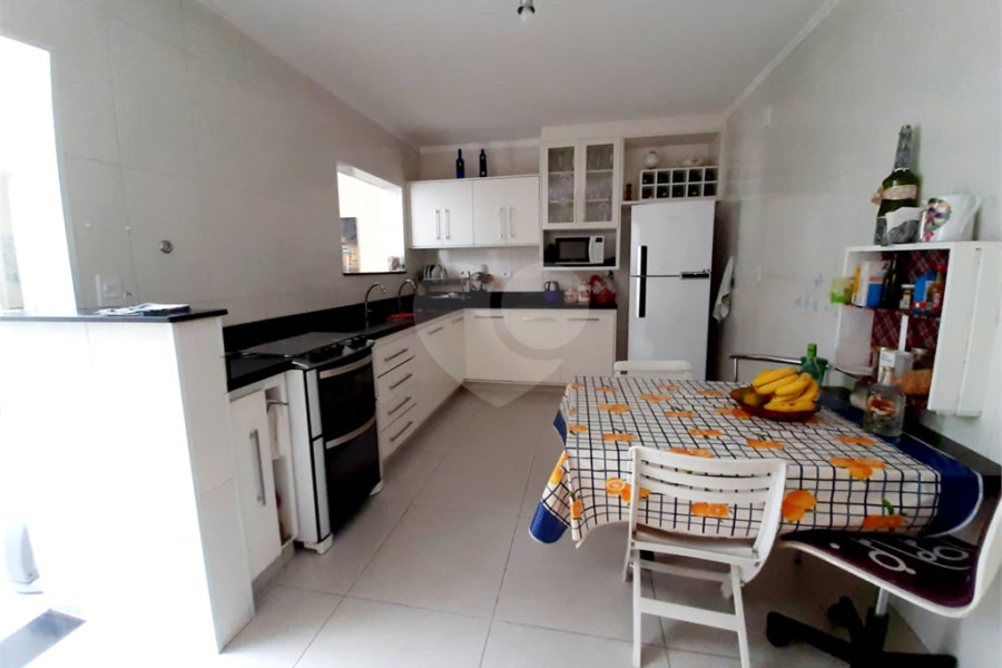 Sobrado à venda com 4 quartos, sendo 2 suítes, em Jardim Franca, São Paulo, SP