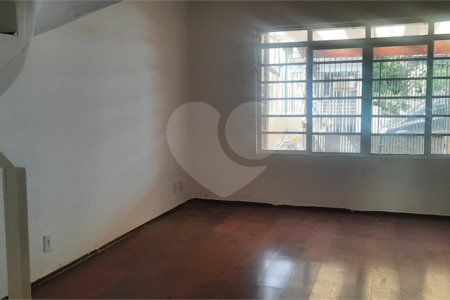 Sobrado à venda com 3 quartos em Rio Pequeno, São Paulo, SP