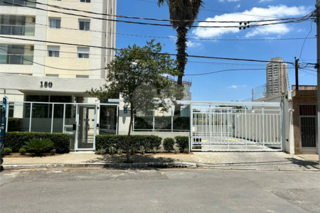 Apartamento à venda com 2 suítes em Vila Lúcia Elvira, São Paulo, SP