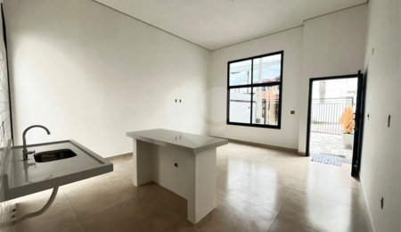 Casa de Vila à venda com 3 quartos, sendo 1 suíte,  em Vila São Caetano, Sorocaba, SP