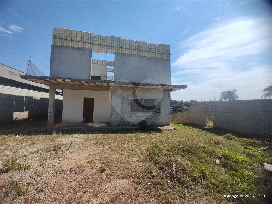 Terreno 810 metros à venda em Atibaia com projeto aprovado exclusivo de alto padrão com construção inacabada