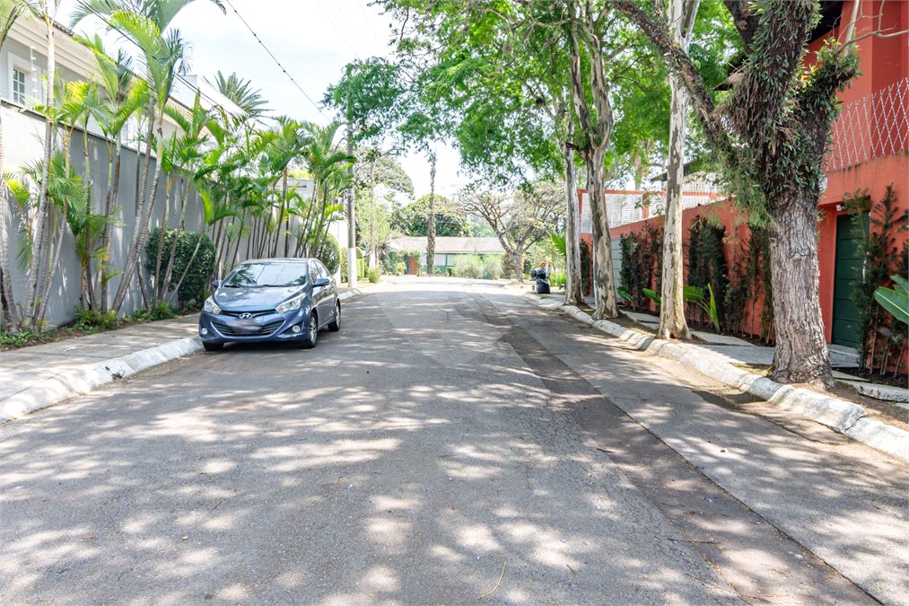 Casa à venda com 4 suítes no condomínio Residencial Chácara Monte Alegre, São Paulo - SP