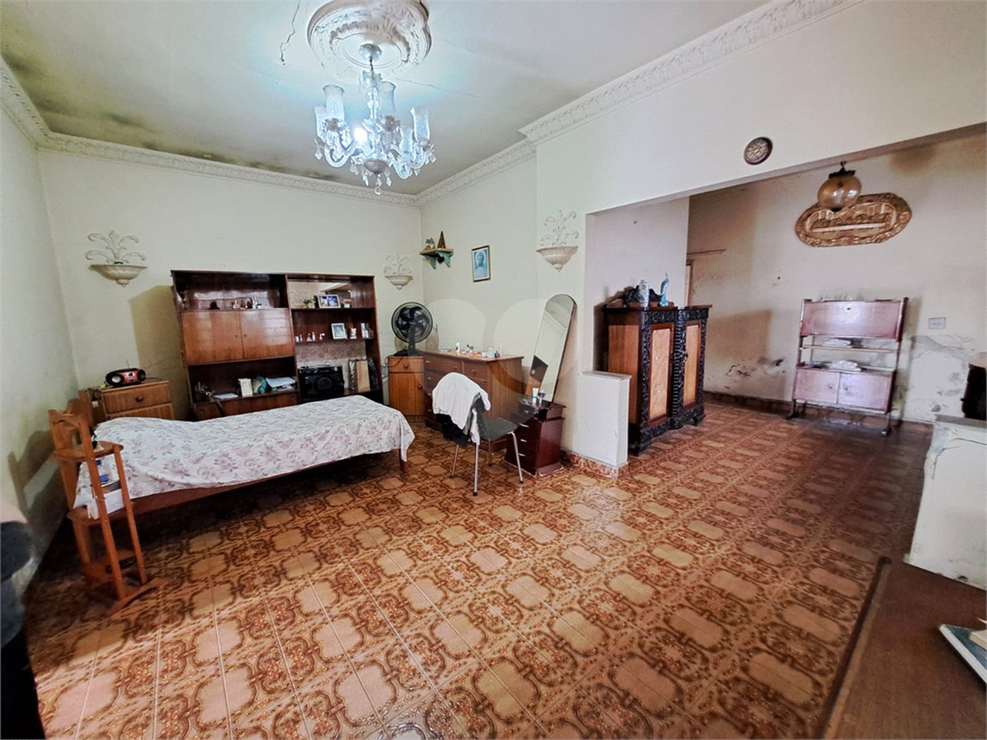 Casa à venda com 3 quartos, sendo 1 suíte, em Vila Constança, São Paulo, SP