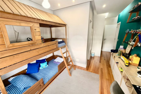 Casa à venda com 3 suítes no condomínio Villaggio Della Hípica, São Paulo - SP