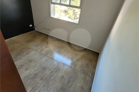 Casa à venda com 3 quartos, sendo 1 suíte, em Jardim Umuarama, São Paulo, SP