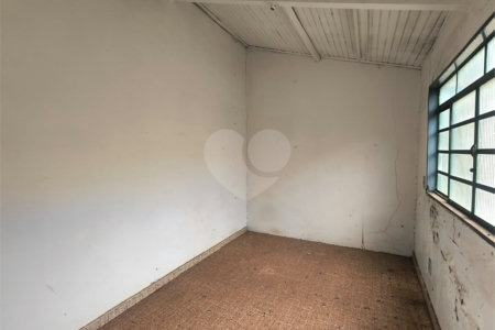 Casa à venda com 4 quartos, sendo 1 suíte, no Centro, Araraquara, SP
