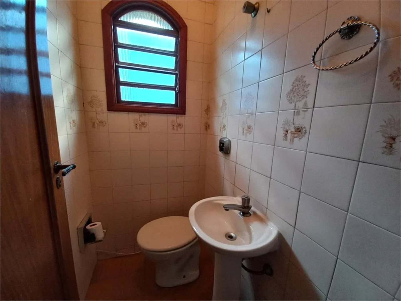Casa à venda com 3 quartos, sendo 1 suíte, em Jardim das Vertentes, São Paulo, SP