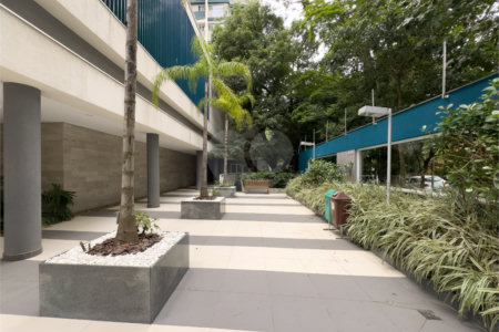Apartamento à venda com 2 quartos, sendo 1 suíte, em Chácara Santo Antônio (zona Sul), São Paulo, SP