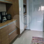 Apartamento à venda com 3 quartos, sendo 2 suítes, em Cidade São Francisco, São Paulo, SP