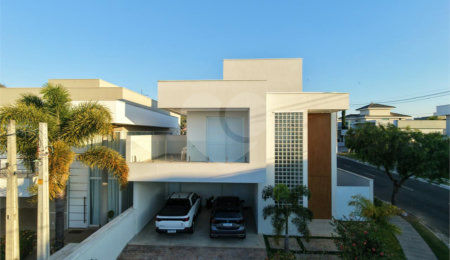 Casa à venda com 3 suítes no condomínio Villa Verona, Sorocaba - SP