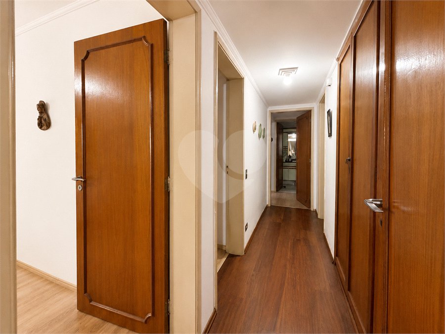 Apartamento à venda com 3 quartos, sendo 1 suíte, em Alto da Boa Vista, São Paulo, SP