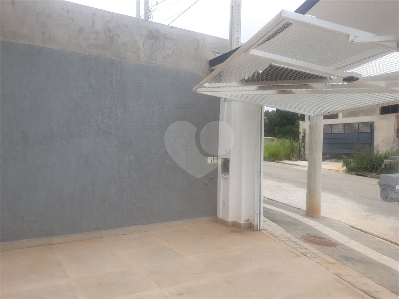 Sobrado à venda com 3 quartos, sendo 1 suíte, em Jardim Vitória, Mairinque, SP