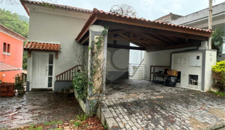 Sobrado à venda com 3 quartos, sendo 1 suíte,  em Horto, São Paulo, SP