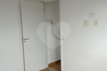 Apartamento à venda com 2 quartos em Jardim Taboão, São Paulo, SP