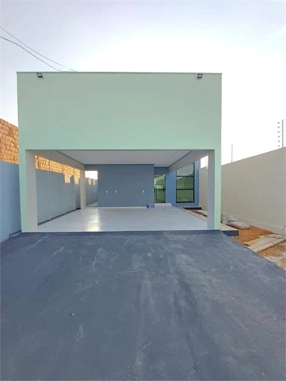 Casa à venda ou para alugar com 3 quartos, sendo 1 suíte,  em Monte Carlo, Balsas, MA