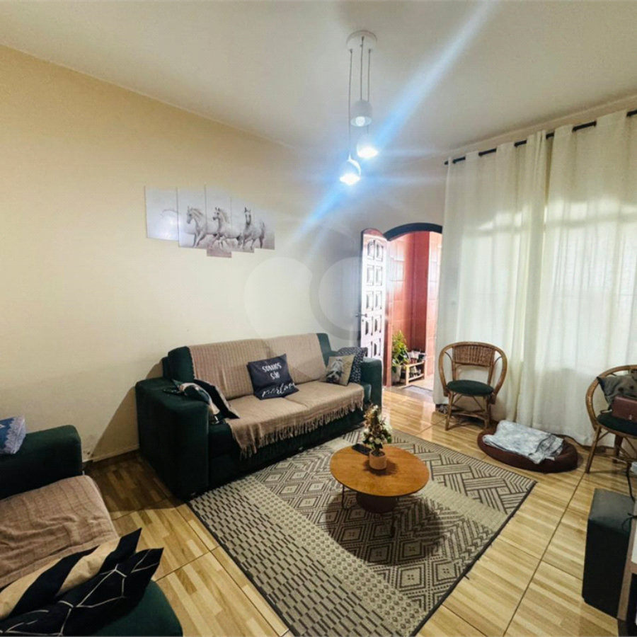 Casa com 2 quartos e 1 vaga de garagem no Vila Moreira