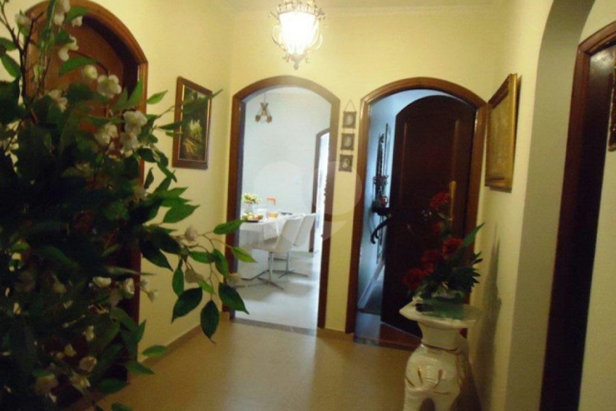 Sobrado à venda com 3 quartos, sendo 1 suíte, em Tremembé, São Paulo, SP