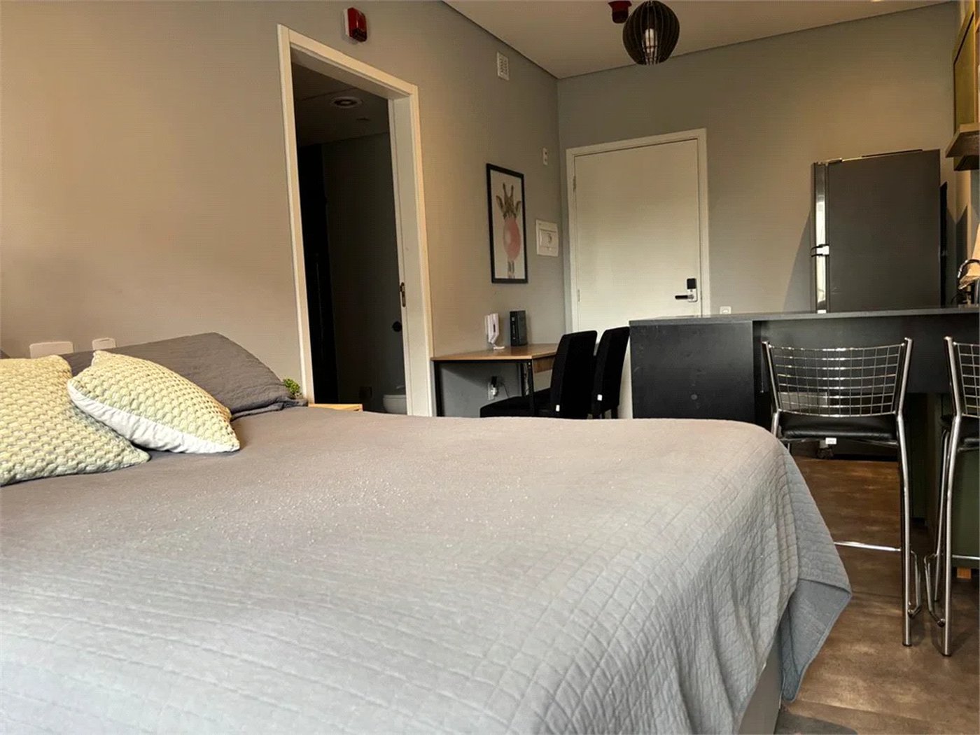 Apartamento à venda ou para alugar com 1 suíte em Pinheiros, São Paulo, SP