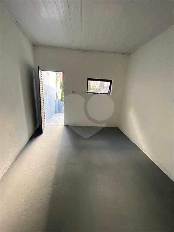Casa à venda com 3 quartos em Carandiru, São Paulo, SP