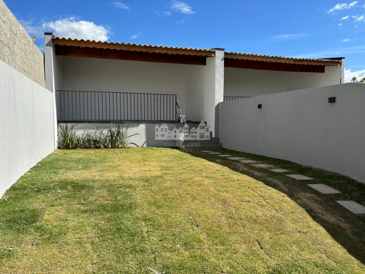 Casa à venda com 2 quartos, sendo 1 suíte, em Nova Suissa, Piracaia, SP