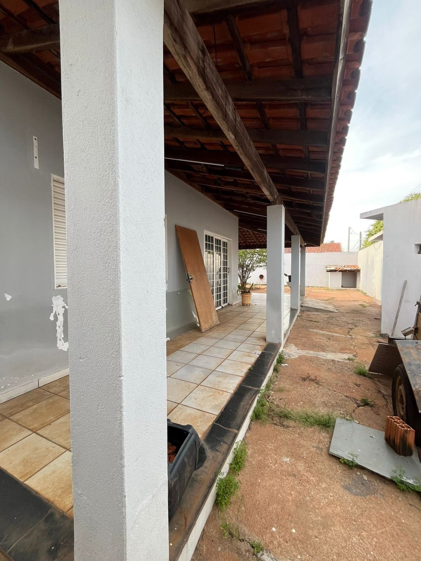 Casa à venda com 3 quartos, sendo 1 suíte,  em Jardim Primaveril, Três Lagoas, MS