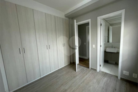Apartamento à venda com 3 quartos, sendo 1 suíte,  em Vila Gomes Cardim, São Paulo, SP