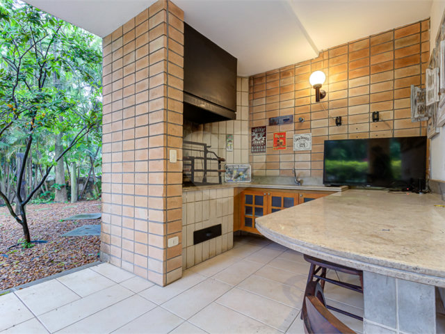 Casa à venda com 4 suítes no condomínio Vila Verde, São Paulo - SP