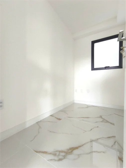 Apartamento à venda ou para alugar com 3 suítes em Água Branca, São Paulo, SP