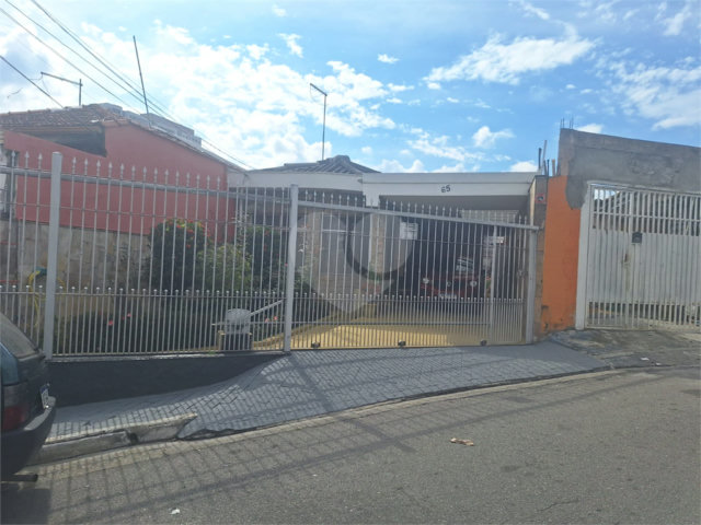 Casa à venda com 4 quartos, sendo 1 suíte,  em Sapopemba, São Paulo, SP