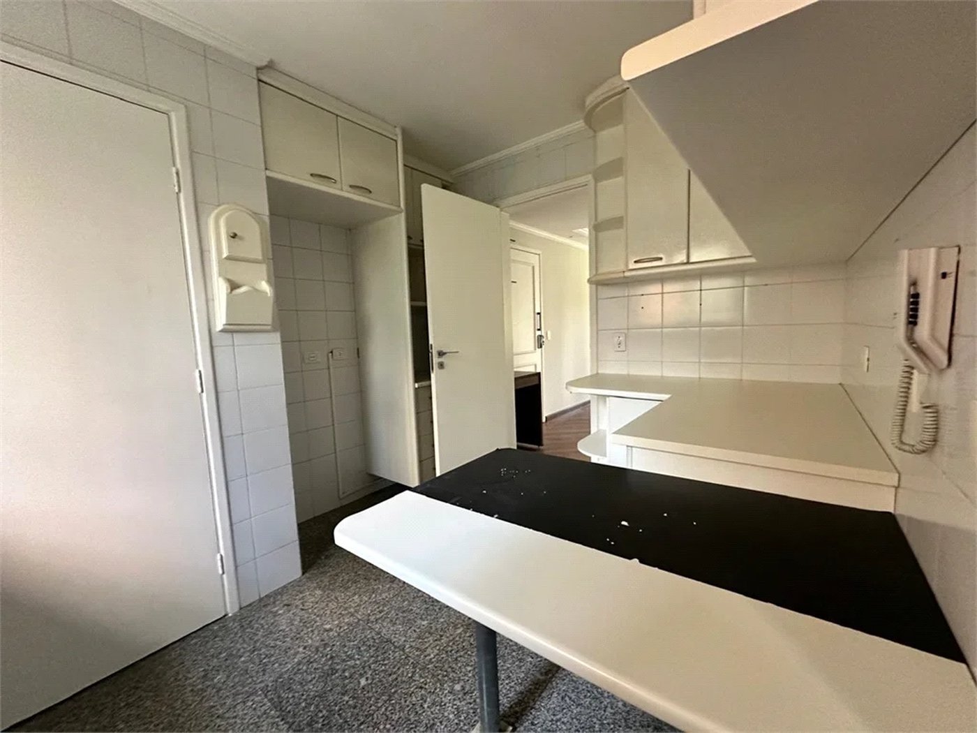 Apartamento à venda com 2 suítes em Vila Andrade, São Paulo, SP
