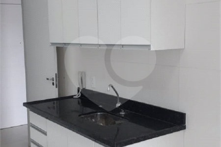 Apartamento à venda com 3 quartos, sendo 1 suíte,  em Jardim Vazani, São Paulo, SP