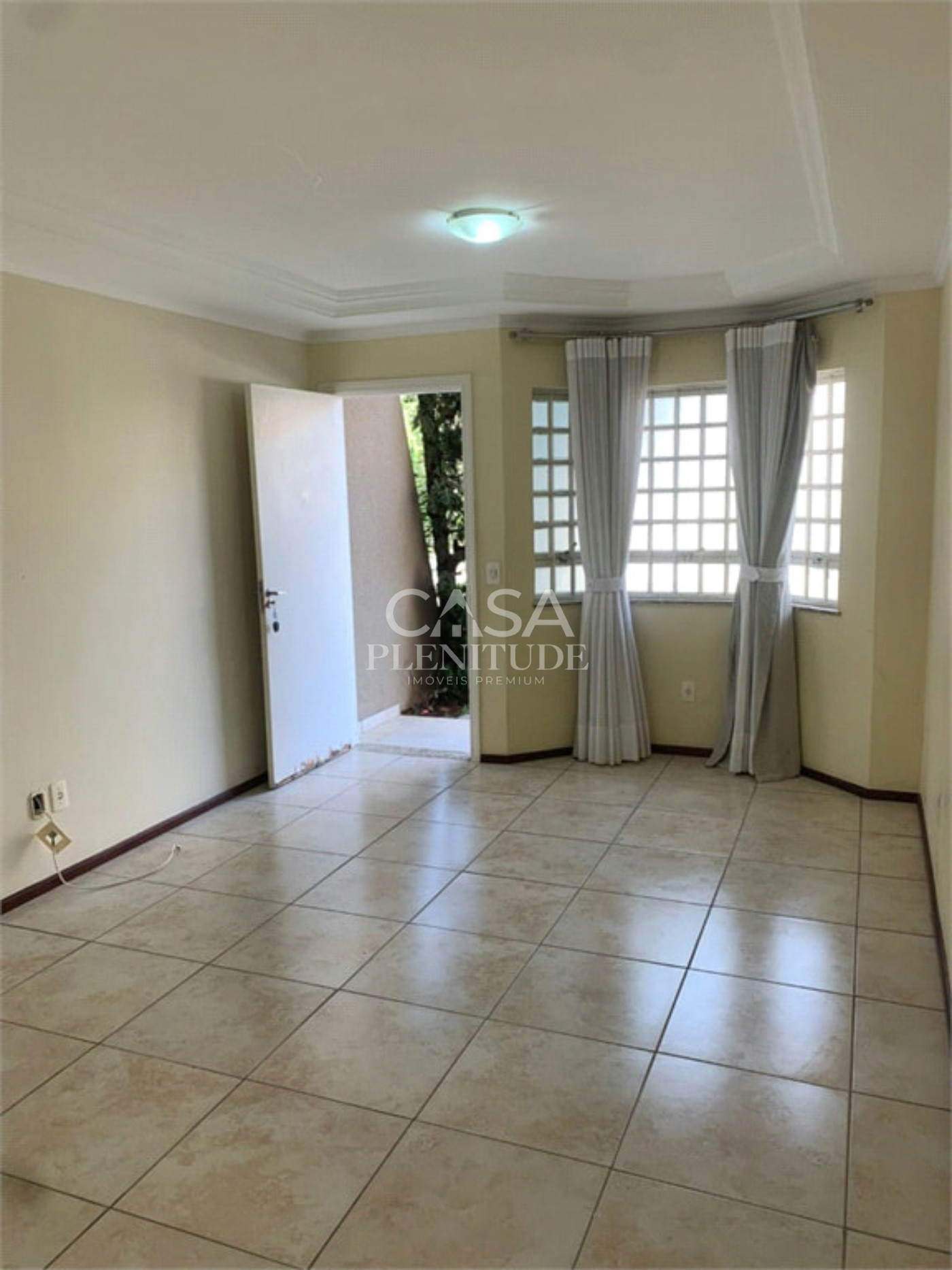 Casa em condomínio à venda com 3 quartos, sendo 1 suíte, em Jardim Belvedere, Sorocaba, SP