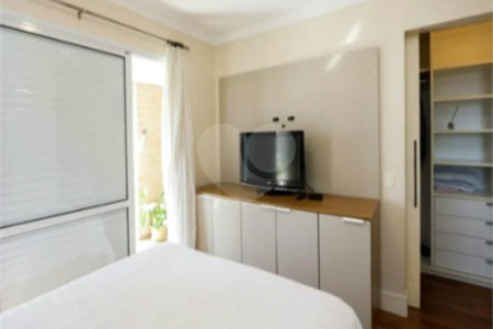 Apartamento à venda com 2 suítes em Alto da Boa Vista, São Paulo, SP