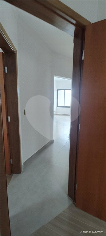 Casa Térrea à venda com 3 quartos, sendo 1 suíte,  em Nova Cerejeira, Atibaia, SP