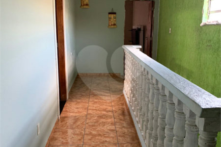 Sobrado à venda com 3 quartos, sendo 2 suítes, em Jardim São Lázaro, Ferraz de Vasconcelos, SP