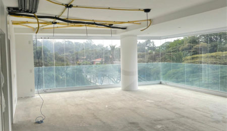 Apartamento à venda com 3 suítes em Moema, São Paulo, SP