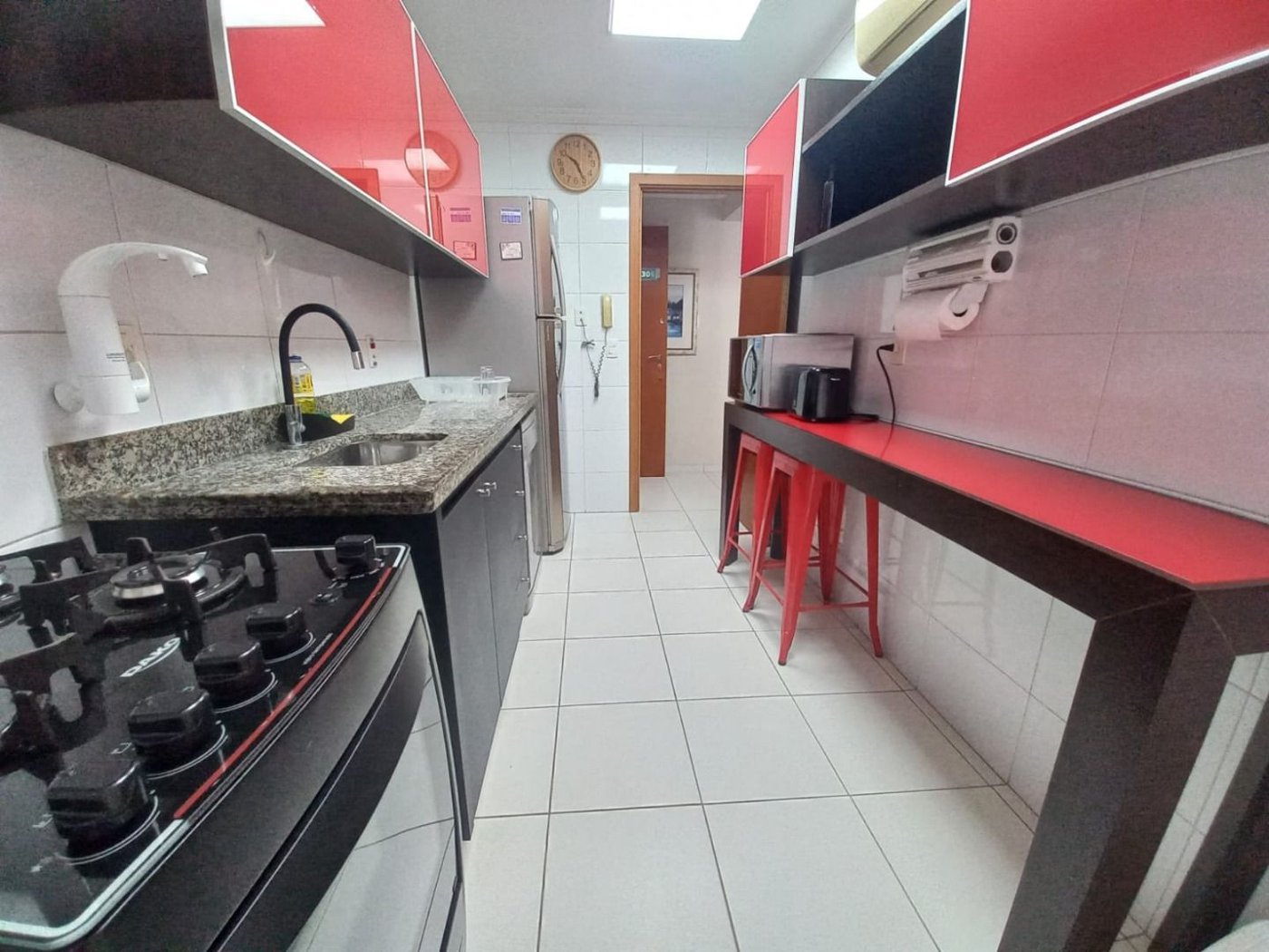 Apartamento com 2 dormitórios à venda, 97 m² por R$ 1.360.000,00 - Gonzaga - Santos/SP